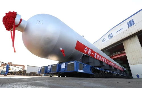 兩會(huì)縱深 以“百千萬(wàn)工程”為引擎，賦能互聯(lián)網(wǎng)數(shù)據(jù)服務(wù)，加速構(gòu)建現(xiàn)代化產(chǎn)業(yè)體系